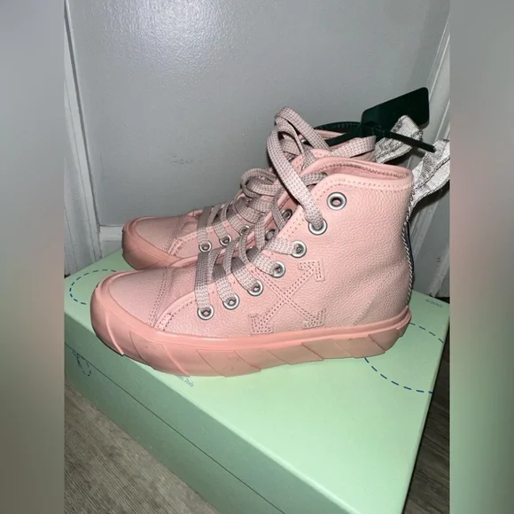 OFF-WHITE Leather Mid-Top Vulcanized Sneakers EU 35 / US 5 $580